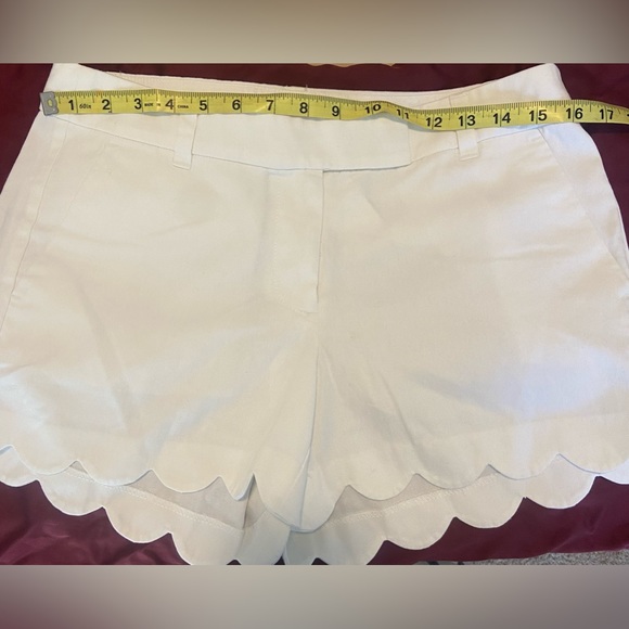 NWT Scallop Hem Shorts White JCrew Factory - Picture 8 of 13